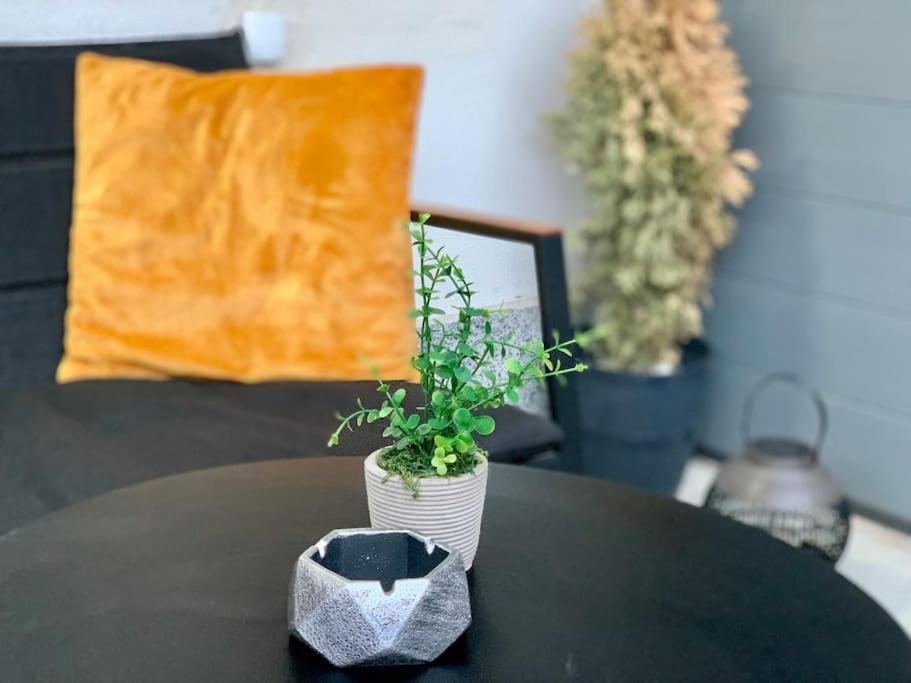 רוסה Asitad Deluxe Apartments מראה חיצוני תמונה